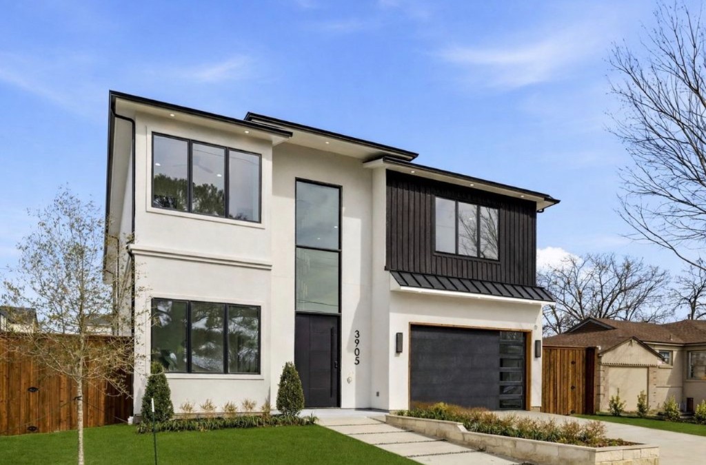 3905 Wendom Drive exterior