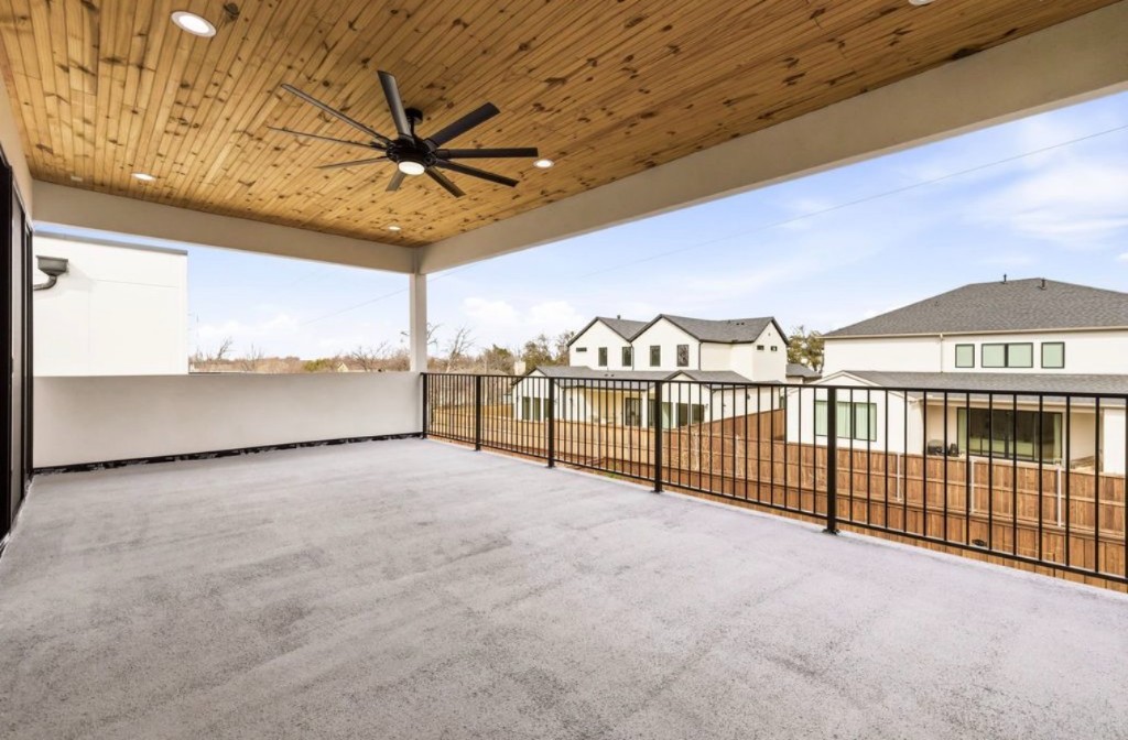 3905 Wendom Drive — photo 20